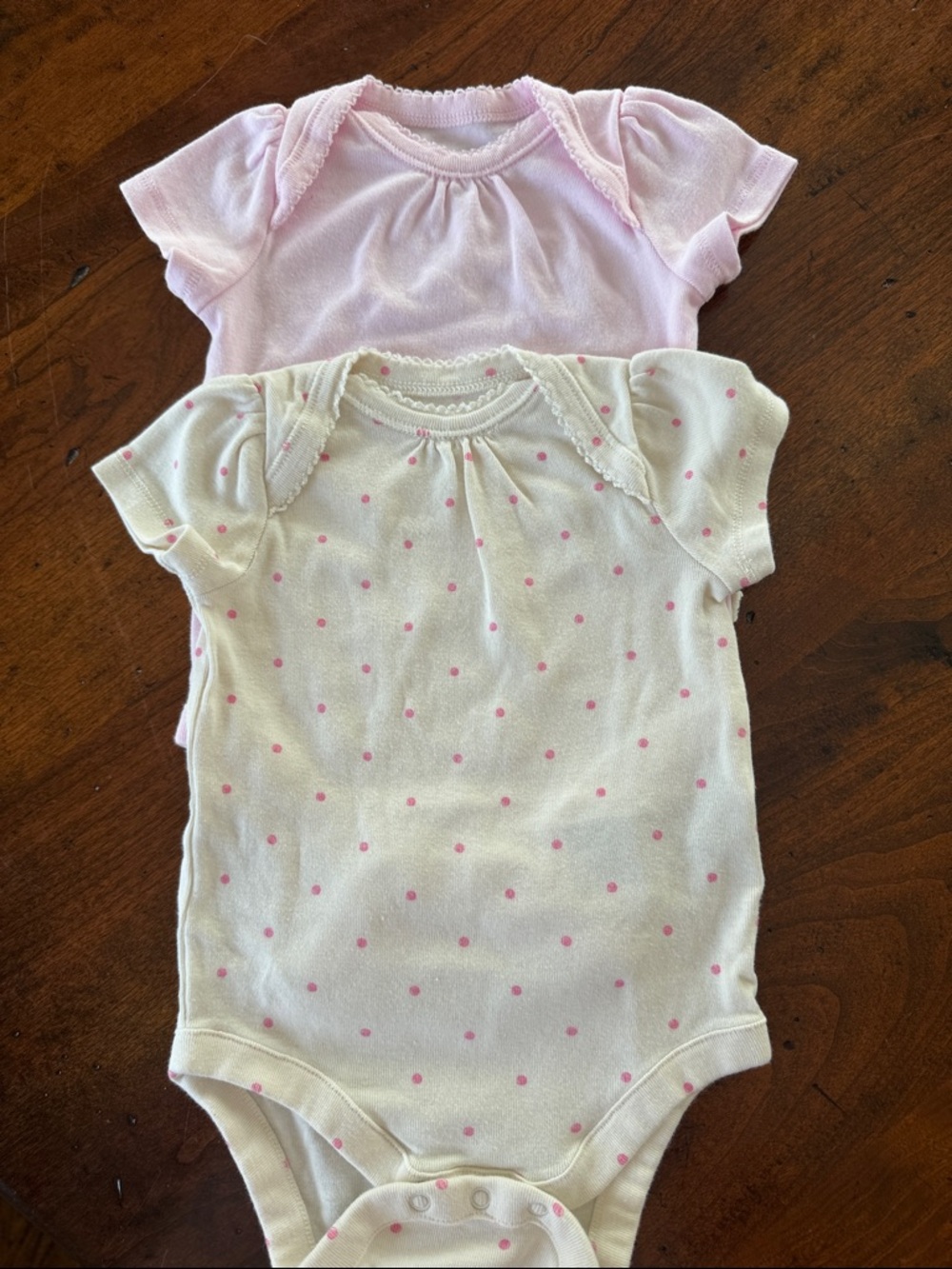 GAP Baby Short-Sleeve Onesie Set. Light Pink and Cream With Pink Polka Dots